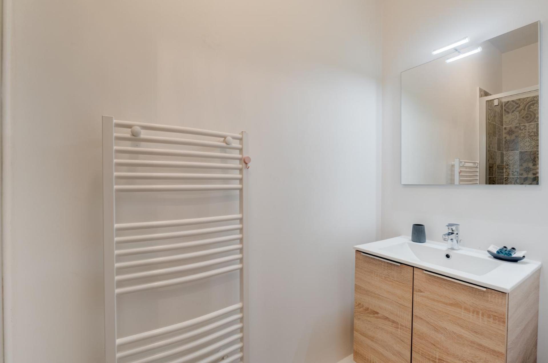 Studio Chic Et Lumineux, Garage, Wifi, Clim Toulouse Exterior photo