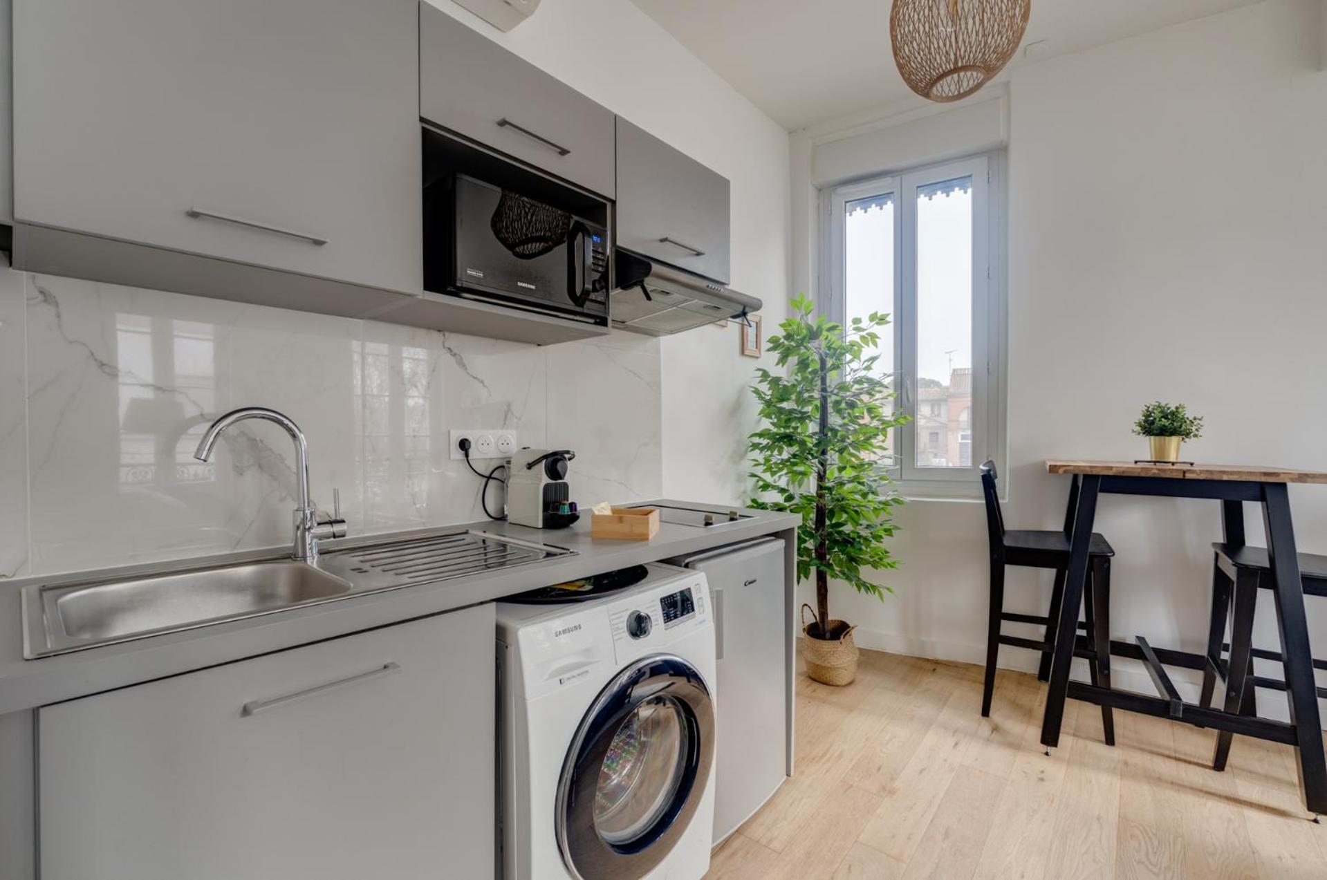 Studio Chic Et Lumineux, Garage, Wifi, Clim Toulouse Exterior photo